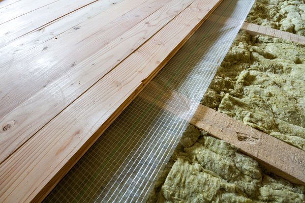 Isolation du plancher : techniques pour un foyer économe